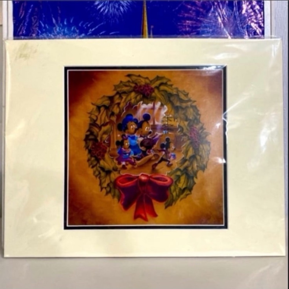 Disney parks NOAH Mickey and Minnie Mouse matted Christmas print NWT